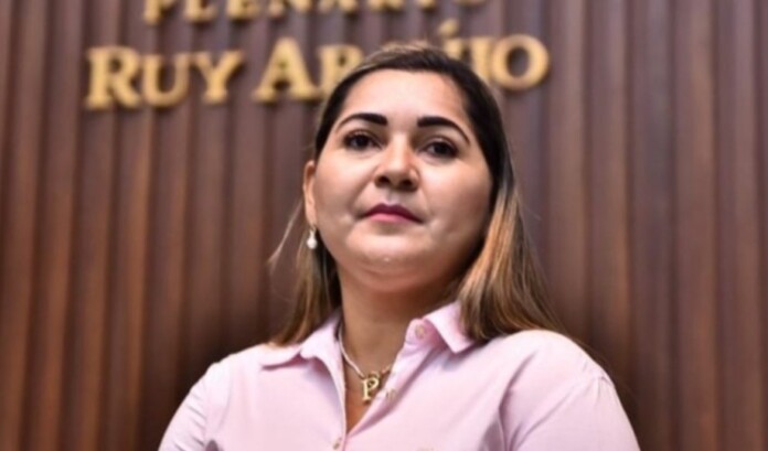 PREFEITA PATRICIA LOPES PF