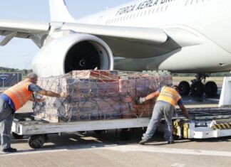 Governo do Amazonas envia 30 mil copos de água para o Rio Grande do Sul