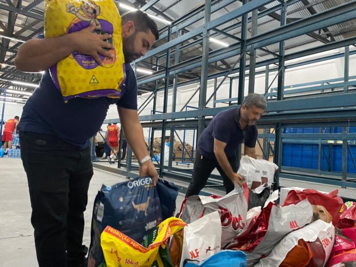Sema-arrecada-14-tonelada-de-racao-para-ajudar-animais-resgatados-no-Rio-Grande-do-Sul-2