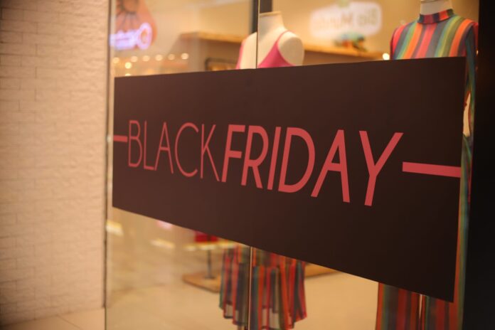 black-friday-001-2048x1365