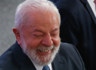 Lula promete eleição limpa em 2026 e critica “tranqueiras” do governo Bolsonaro