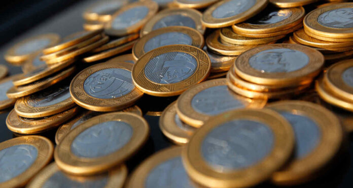 dinheiro-salario-minimo-2024