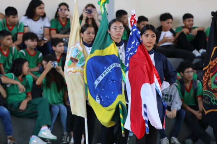 Educacao_Atividades-Semana-da-Patria_Foto_Euzivaldo-Queiroz-1536x1023