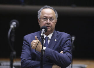 Família do deputado Silas Câmara é citada em denúncia de repasses irregulares na CPMI do INSS