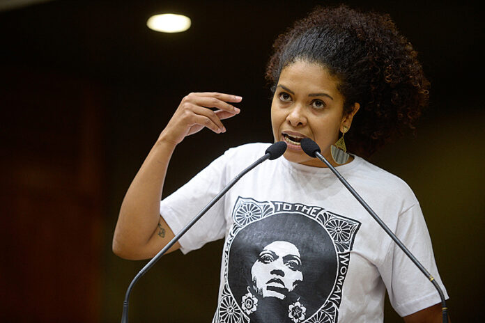 image_processing20200422-23357-1xv09av