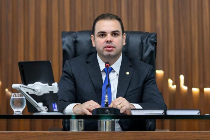 78c54b83-7b5e-41b9-b40f-78eb97bf2ccd-2048x1366