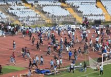 Caos na visita de Messi à Índia: público destrói estádio em confusão e leva à prisão do organizador