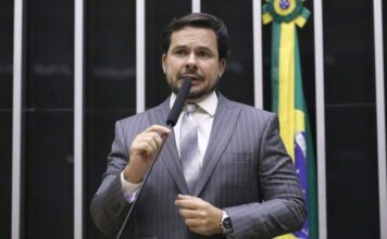 Capitão Alberto Neto destaca aprovação do PL de Dosimetria como importante passo para justiça no Brasil