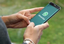 Brasileiros evitam falar sobre política no WhatsApp, indica levantamento