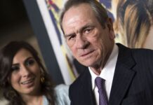 Filha do ator Tommy Lee Jones é encontrada morta em quarto de hotel