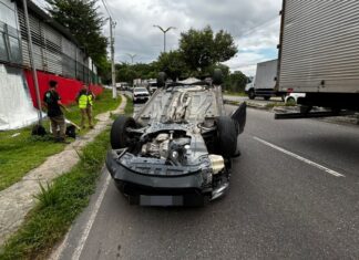 Acidente na Avenida Rodrigo Otávio provoca retenção intensa e mobiliza bombeiros