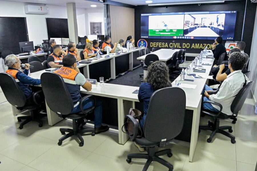 Defesa Civil do Amazonas une telecomunicações para reforçar combate às cheias de 2026