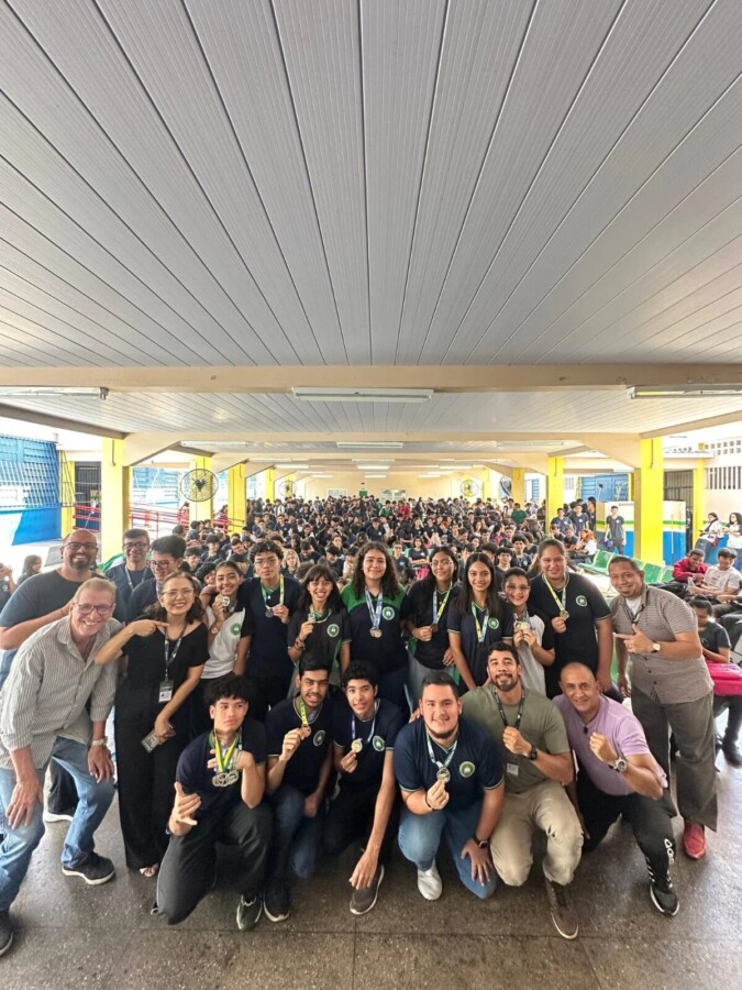 Escola estadual em Manaus se destaca em competições de exatas com projetos inovadores