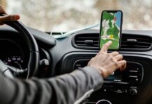 VÍDEO: Motorista de aplicativo mata passageiro que abriu a porta do carro para vomitar