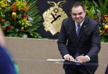 Roberto Cidade se destaca com menor rejeição em pesquisa para o Governo do Amazonas