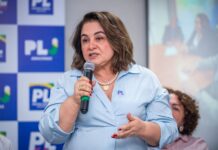 “Mais fácil encontrar Lula em Paris do que em Parintins”, dispara Maria do Carmo ao denunciar presidente de abandonar o Amazonas e só aparecer em época de eleição