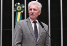 “Não adianta tentar lavar o BolsoMaster com detergente”, diz deputado do PT