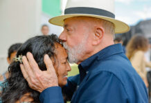 Lula se atrapalha e menciona “6×2” ao falar de redução da jornada de trabalho no Amazonas