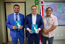 Governador Roberto Cidade assina convênio para repasse da segunda parcela para elaboração do Plano Diretor da Bacia Hidrográfica do Rio Tarumã-Açu