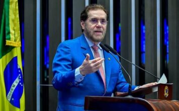 Plínio destinou R$ 1,06 bilhão em emendas, mas não investiu na Zona Franca de Manaus
