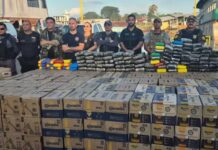 Operação apreende 123 kg de skunk e cocaína escondidos em barco em Benjamin Constant