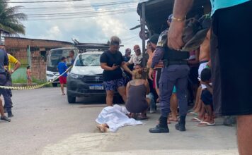 Acidente entre moto e carro termina com motociclista morto no Jorge Teixeira, em Manaus