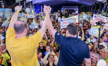 Roberto Cidade participa de ato que confirma Fausto Júnior na disputa à reeleição para deputado federal
