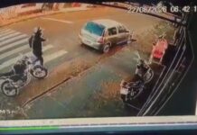 Câmera flagra momento em que suspeito assalta loja de joias e foge de lancha em Manicoré
