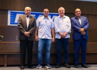 Roberto Cidade defende diálogo com indústria e novas matrizes econômicas para gerar emprego e renda no Amazonas