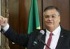 Dino pede vista durante julgamento de Moraes e critica sessão “desastrada” do STF