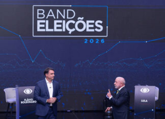 PoderData/Aya mostra Flávio Bolsonaro com 52% contra 48% de Lula a menos de uma semana do segundo turno