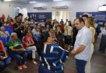 Governador Roberto Cidade reforça atendimento a idosos com mutirão oftalmológico e entrega de óculos