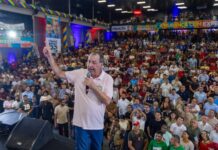 Omar reúne apoio dos 62 prefeitos do Amazonas e defende união para governar o Estado
