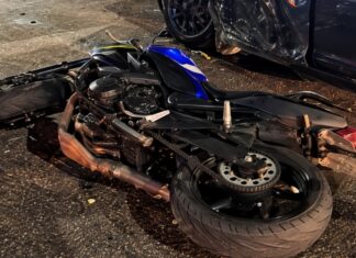 Acidente na avenida Grande Circular termina com motociclista morto e motorista hospitalizado